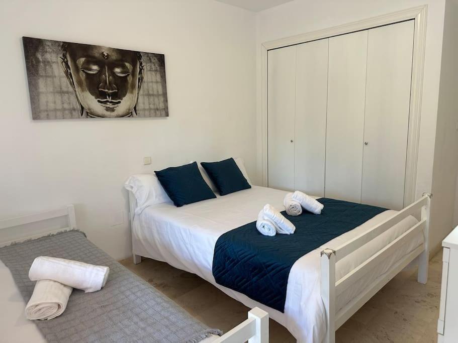 Apartamento En Marbella Guadalmina Primera Linea De Campo De Golf Los Cartujanos Exterior photo